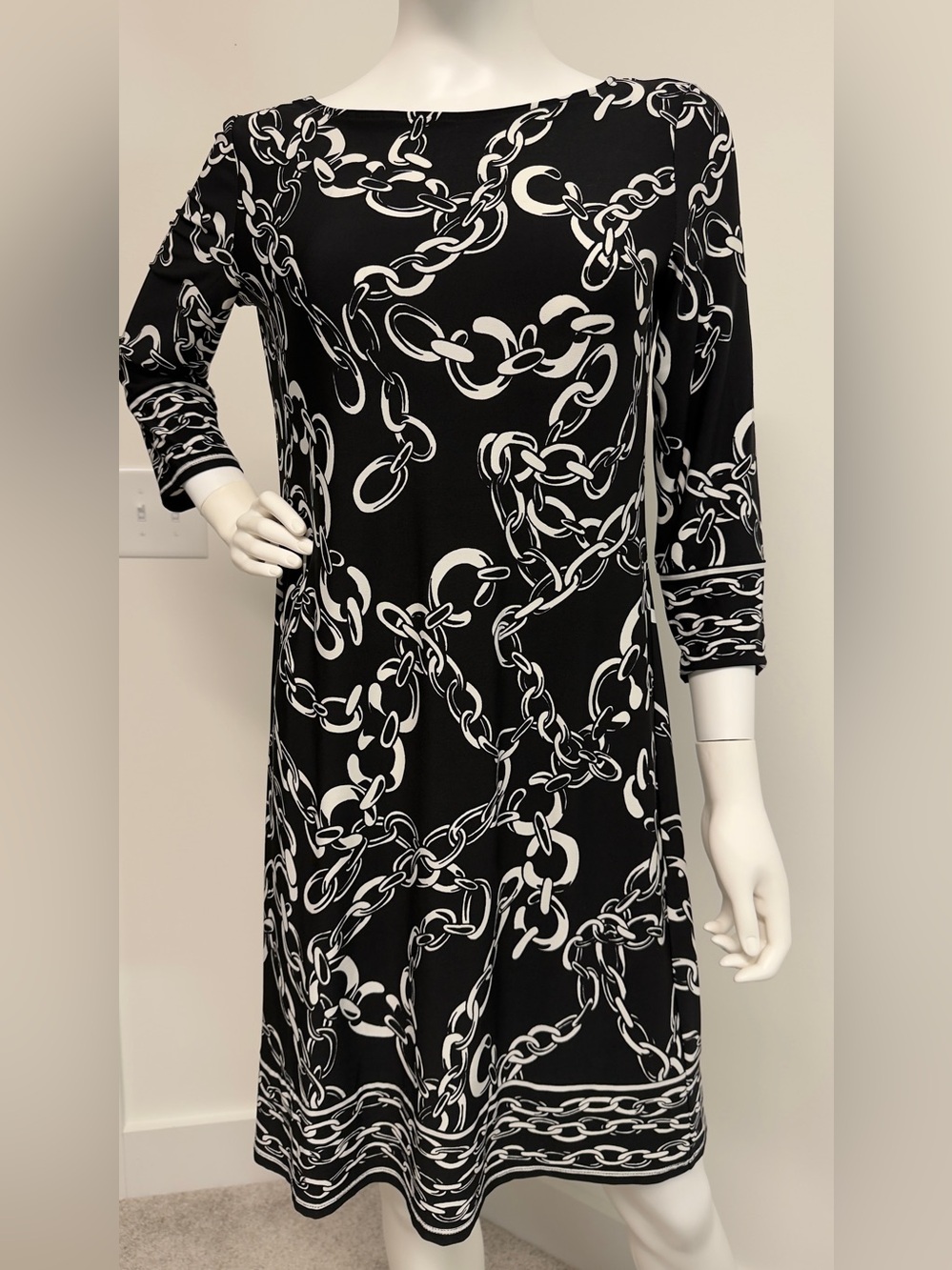 London Times Chain Print Shift Dress Size 8 Black White 3/4 Sleeve
